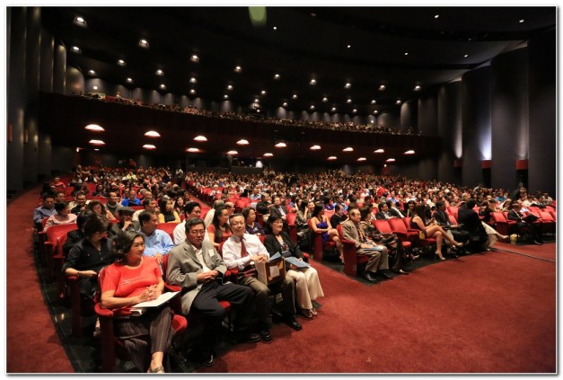 Khán-thính-giả VOVN Tình Ca Muôn Thuở 2012